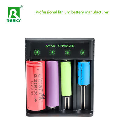 購入 4 スロット 18650 バッテリー充電器 再充電可能 4.2V 2A リチウムイオンバッテリー Ni-MH Ni-CD online manufacture