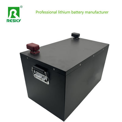 購入 電動フォークリフト用電源 12.8V 25.6 4s 100Ah Lifepo4 リン酸鉄リチウムイオンバッテリーパック オンライン製造