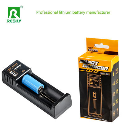 リチウムイオン 14500 18500 18650 26650 バッテリーのためのインテリジェント充電電池充電器